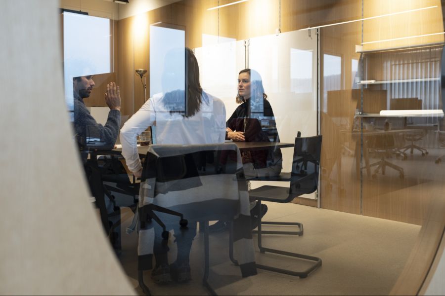 Die Lohnungleichheit zwischen Mann und Frau geht weiter zurück. (Symbolbild)