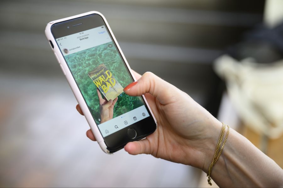 Das heisst, das Unternehmen kann die privaten Nachrichten bald mitlesen. (Symbolbild)