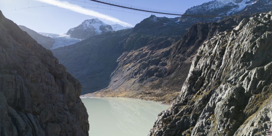 Die Kraftwerke Oberhasli prüfen, ob sie den geplanten Stausee an der Trift nicht von Gadmen, sondern vom Aaretal her erschliessen können. (Archivbild)