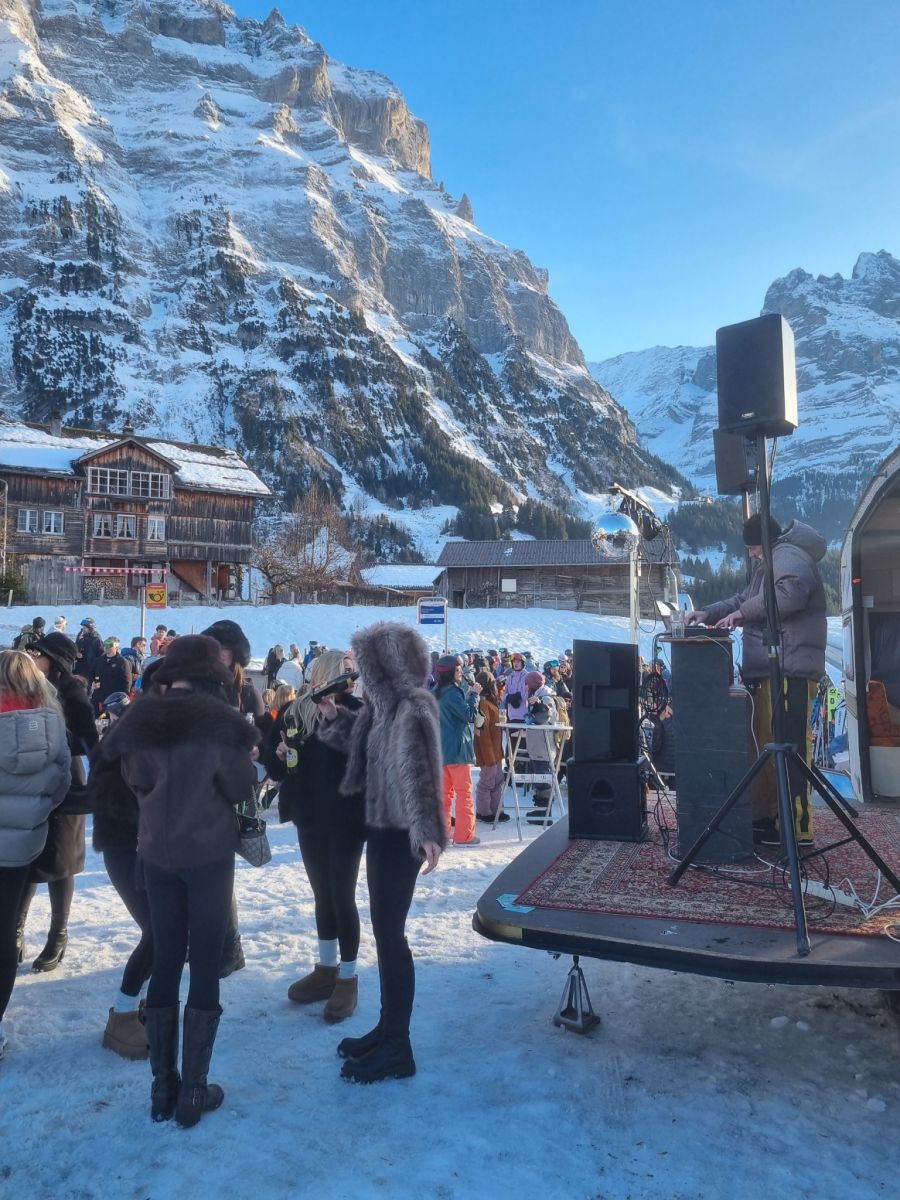 Bus Stop Grindelwald