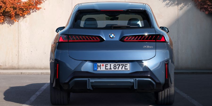 BMW iX3