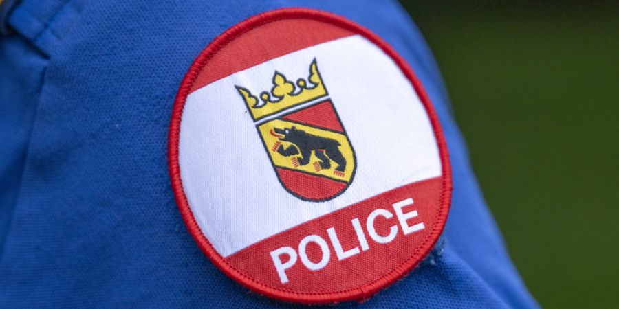 Die Berner Kantonspolizei konnte den nach einem Streit im Berner Jura gesuchte Mann in der Nacht auf Montag festnehmen. (Symbolbild)