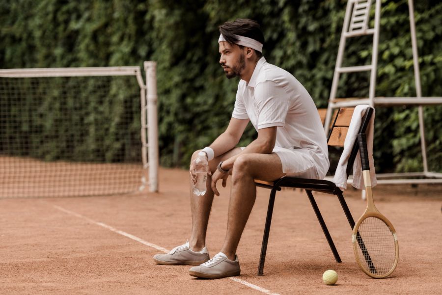 Tennisspieler erholt sich