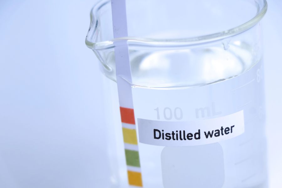 destilliertes wasser
