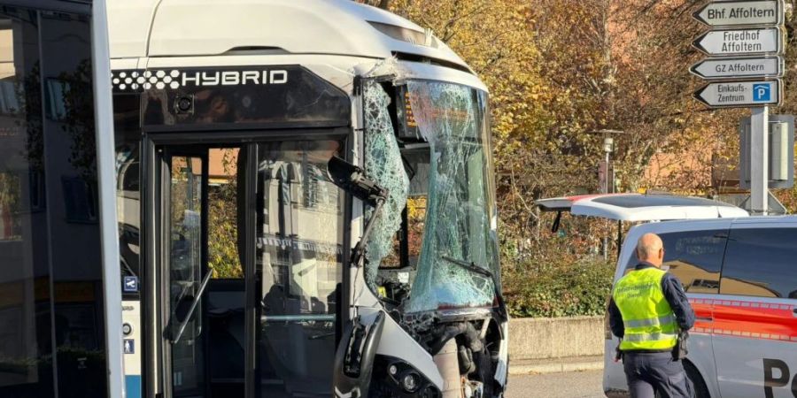 Sieben Personen wurden verletzt.