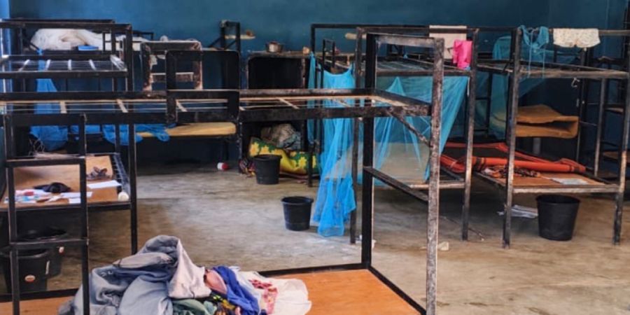 HANDOUT - Dieses von der Christian Association of Nigeria veröffentlichte Foto zeigt die Schlafsäle der St. Mary's Catholic Primary and Secondary School. Foto: Uncredited/Christian As...