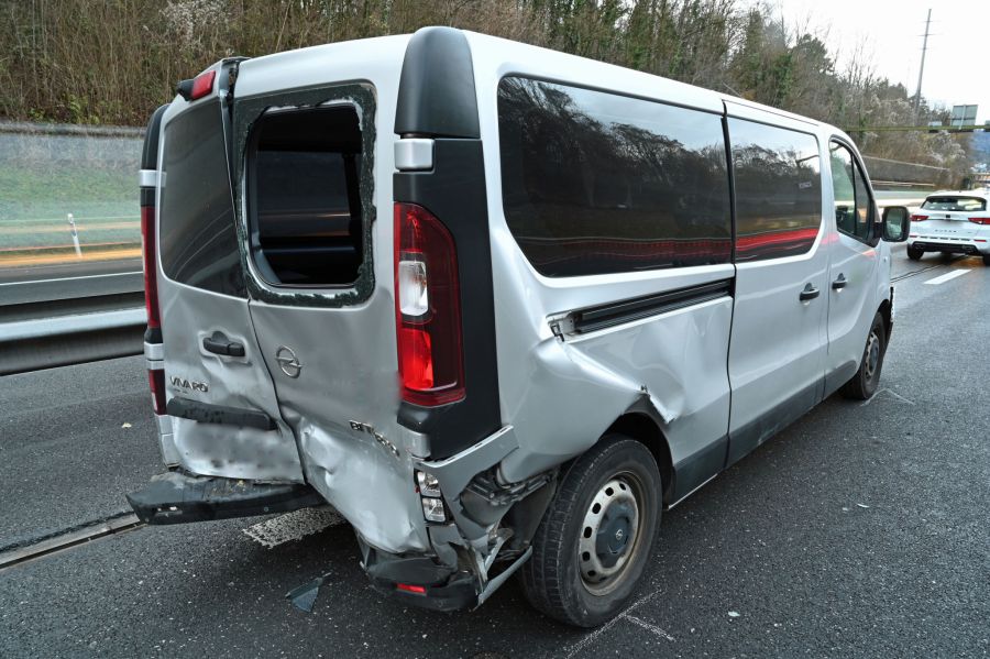 Bei der Kollision entstand Sachschaden.