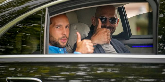 Müssen in EU bleiben - Tate-Brüder dürfen Rumänien verlassen