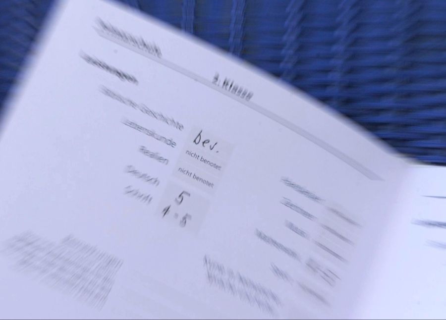 Die Schweizer Schulen wollen die Brandopfer nicht mit denjenigen Schülern gleichstellen, die das ganze Schuljahr besucht haben.