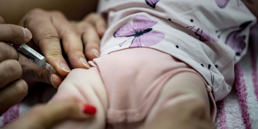 Fast 300 Millionen Menschen sind chronisch mit Erregern von Hepatitis B oder C infiziert. Gegen Hepatitis B gibt es eine Impfung. (Archivbild)