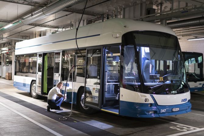 Bus Elektrobus Zürich