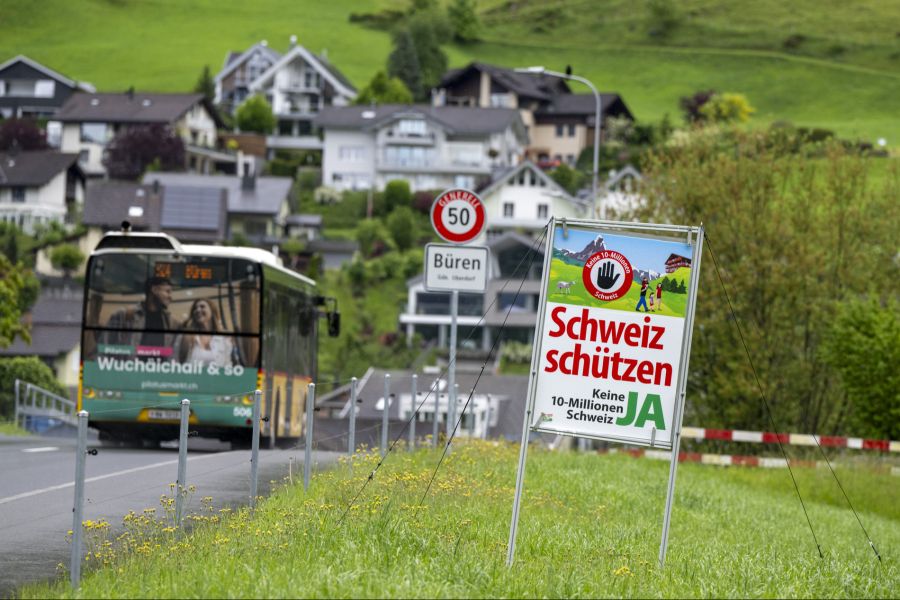 10-Millionen-Schweiz Plakat SVP