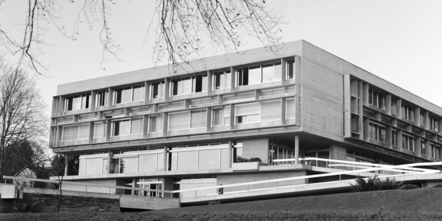 Die Kantonsschule Rychenberg in Winterthur wird saniert. Das Bild wurde im März 1968 aufgenommen.