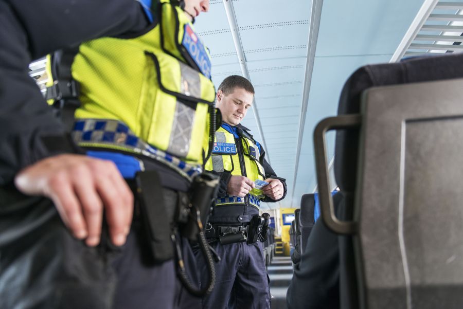 Auch bei der SBB nehmen aggressive und gewalttätige Auseinandersetzungen zu.