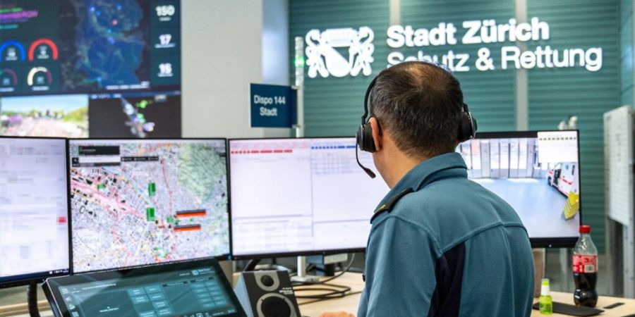 Die Einsatzzentrale in Zürich arbeitete am Donnerstagabend erneut im Unwettermodus, wie Schutz und Rettung auf der Plattform X bekanntgab. (Archivbild)