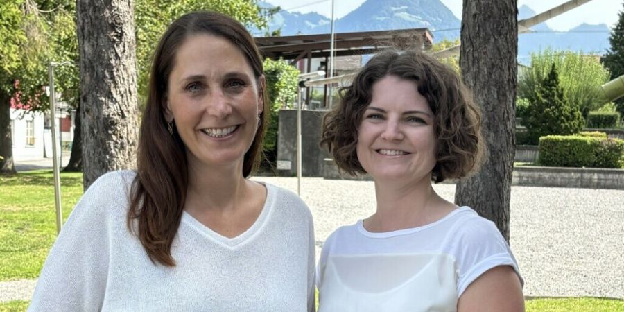 Claudia Flury (links) und Denise Weger leiten die Nidwaldner GLP künftig gemeinsam.