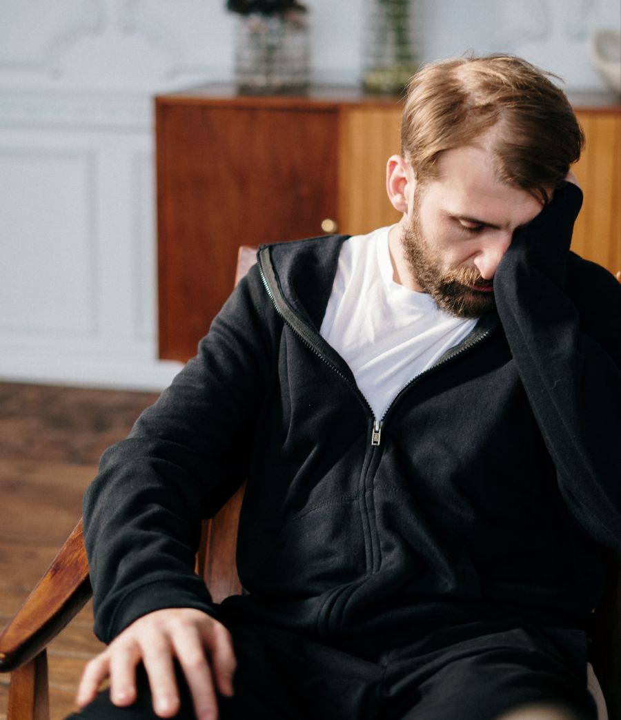 Laut einer Studie glauben Menschen, die Schicksalsschläge erlitten, eher daran.