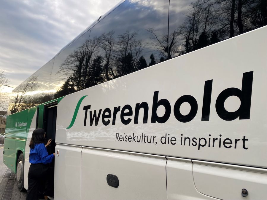 Im Königsklasse-Luxusbus von Twerenbold reisen Sie komfortabel.