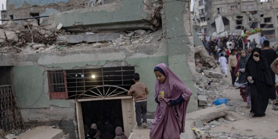 1,7 Millionen Palästinenserinnen und Palästinenser sind im Gazastreifen wegen des Krieges zwischen der Hamas und Israel aus ihren angestammten Häusern vertrieben worden. Das Aussende...