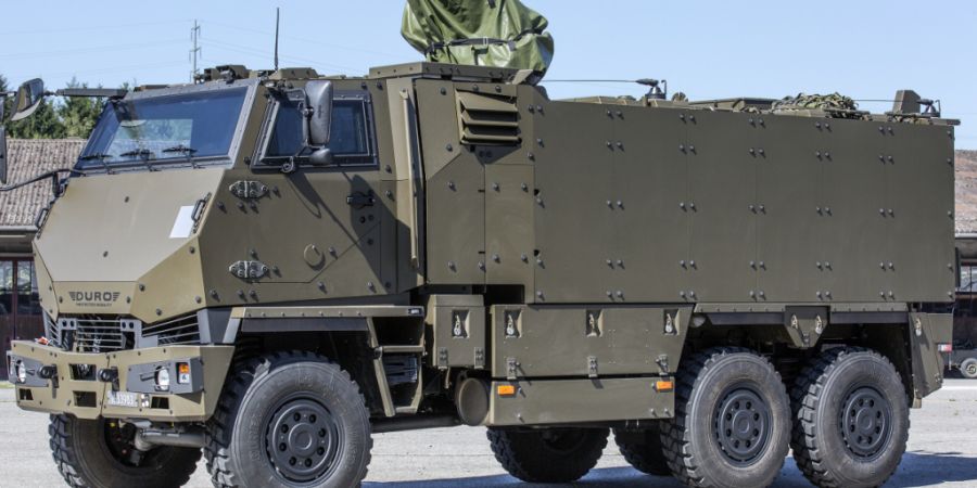 Militärfahrzeug neun verletzte