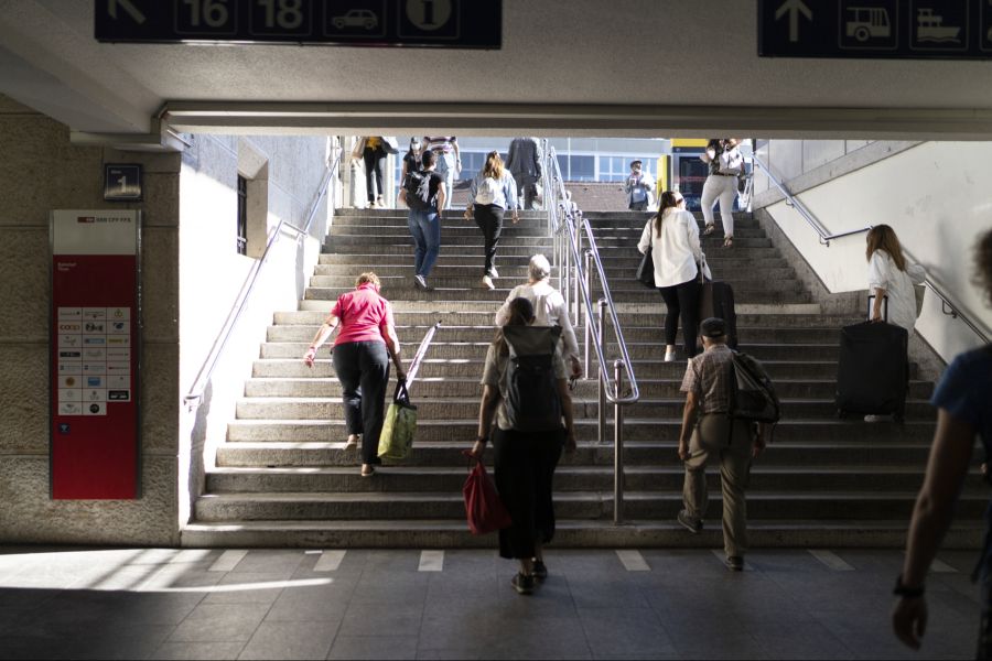 Den Arbeitsweg sieht der Arbeitspsychologe bei hohen Temperaturen als zusätzliche Herausforderung.