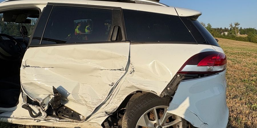 Beim Unfall waren vier Fahrzeuge involviert.