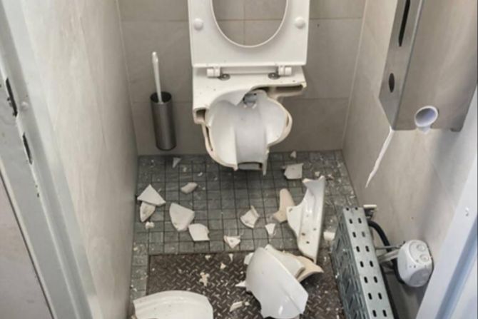 Die Toilette wurde mutwillig zerstört – nun ist die gesamte Anlage geschlossen.
