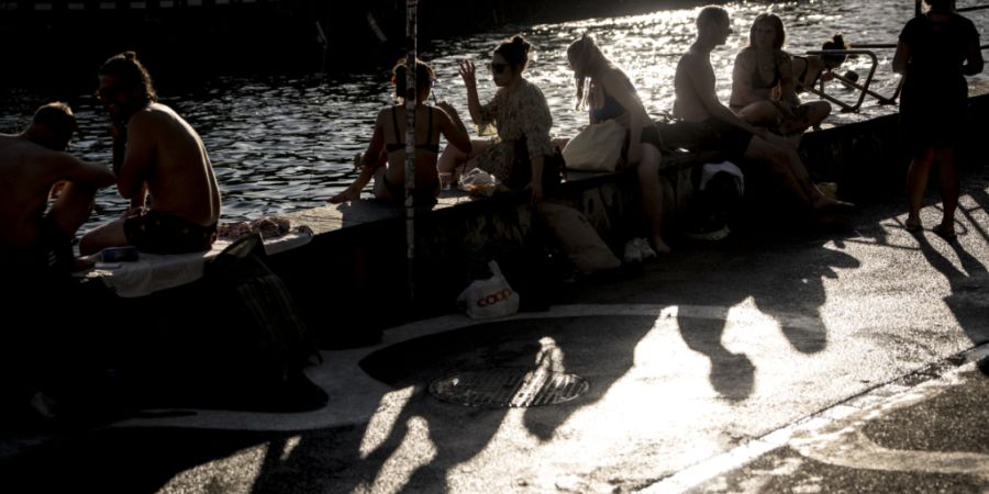 Das Sommergefühl war dieses Jahr dem offiziellen Sommerbeginn voraus. Schon seit Tagen hat eine Hitzewelle die Schweiz fest im Griff. (Archivbild)