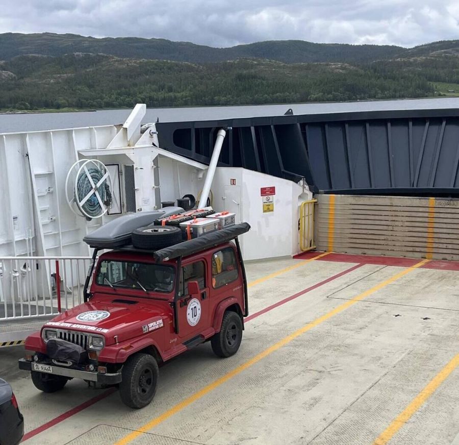 Kilboghavn, Norwegen: Die vier Ostschweizer überqueren bei ihrer siebten Fährenfahrt den Polarkreis.