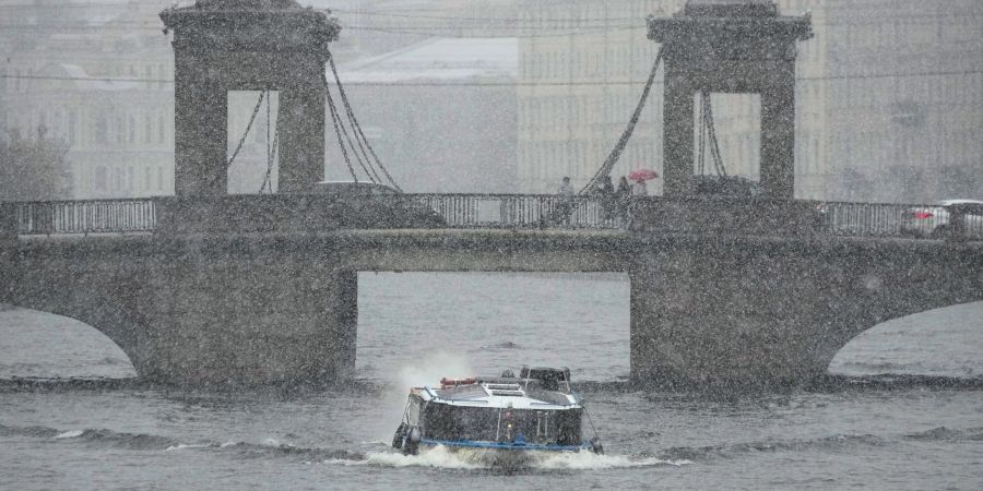 Die Millionenmetropole St. Petersburg galt lange als eine der Hauptstädte des Verbrechens in Russland. (Archivbild)