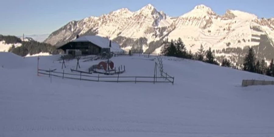 In Jaun FR sind die Pisten zurzeit «gut fahrbar». Neuschnee wäre willkommen.