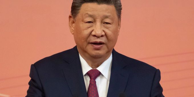 Laut der Nachrichtenagentur Xinhua erklärte Xi, dass es in einem Zollkrieg keine Gewinner gebe und man sich letztlich selbst isoliere. (Archivbild) Xi Jinping
