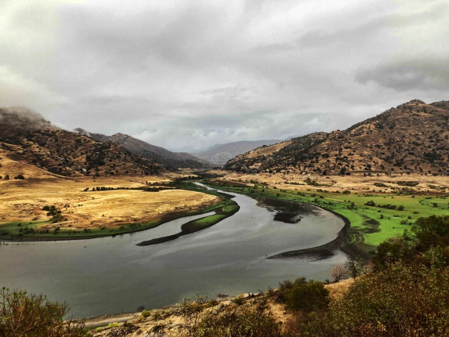 Nun liess er aus den Stauseen «Lake Kaweah» (hier abgebildet) und «Lake Success» 2,2 Milliarden Liter Wasser abfliessen. Und es soll noch mehr werden.