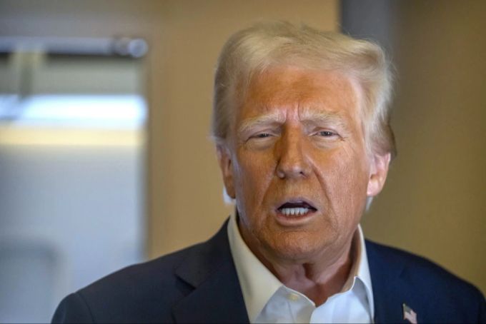 Äusserungen über eine dritte Amtszeit von Trump sorgen für gemischte Gefühle. trump