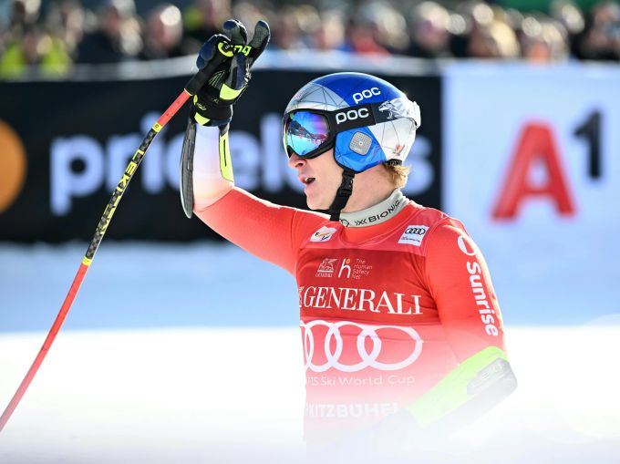 Marco Odermatt feiert im Super-G seinen ersten Sieg in Kitzbühel. Marco Odermatt Kitzbühel Super-G