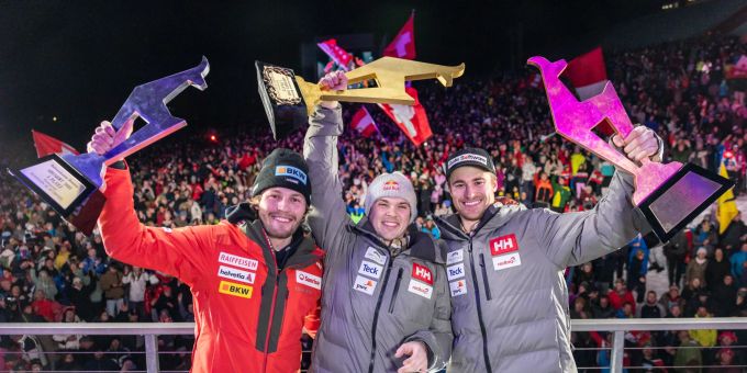 Alexis Monney (links) feiert in Kitzbühel seinen zweiten Platz. Alexis Monney Kitzbühel