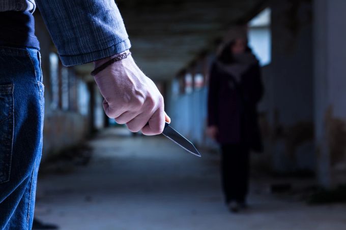 In Zürich wurde eine Frau bei einem Streit mit einem Messer verletzt. (Symbolbild) zürich streit