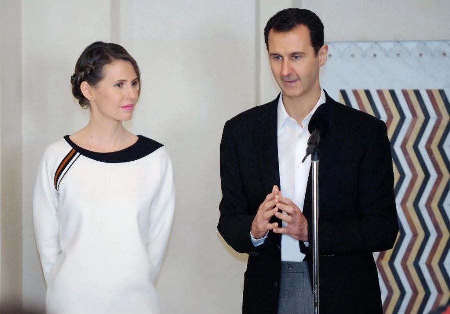 Assad soll sich zurzeit mit seiner Familie, hier seine Frau, in Moskau befinden. (Archivbild)