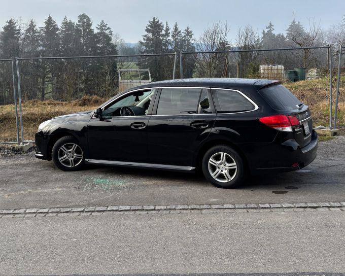 Die Diebe verursachten Sachschaden. Sachschaden