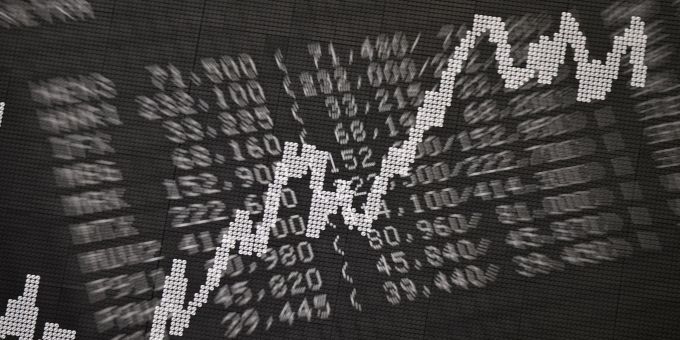 Ausländische Investoren dominieren im deutschen Leitindex Dax (Archivfoto) Ausländische Investoren dominieren im deutschen Leitindex Dax (Archivfoto)