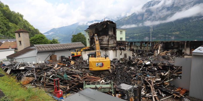 Nach Millionenschaden in Mühlehorn: Kantonspolizei sucht Zeugen. Mühlehorn