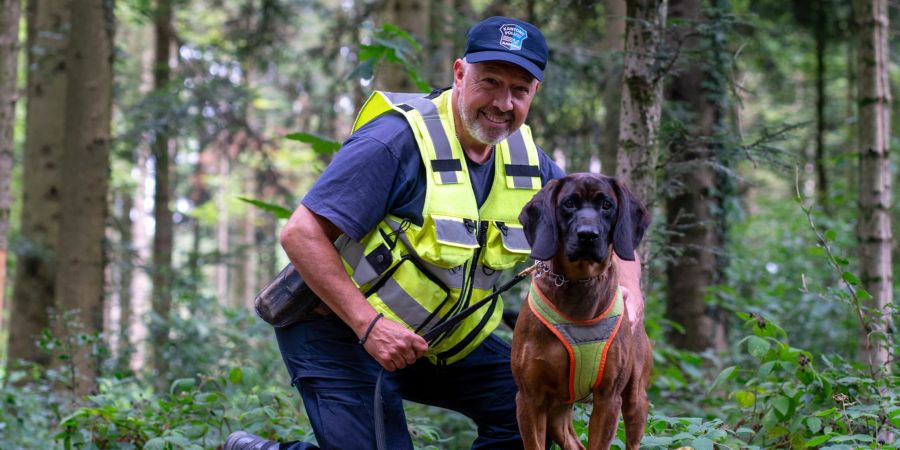 Hundeführer und Hund