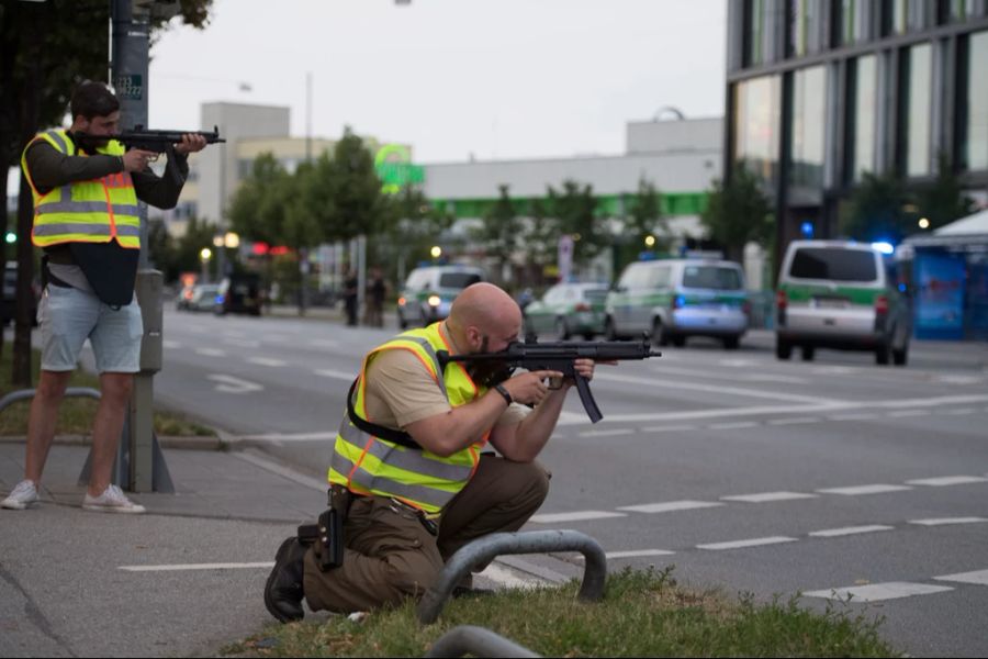 Polizisten Maschinengewehr München Terror