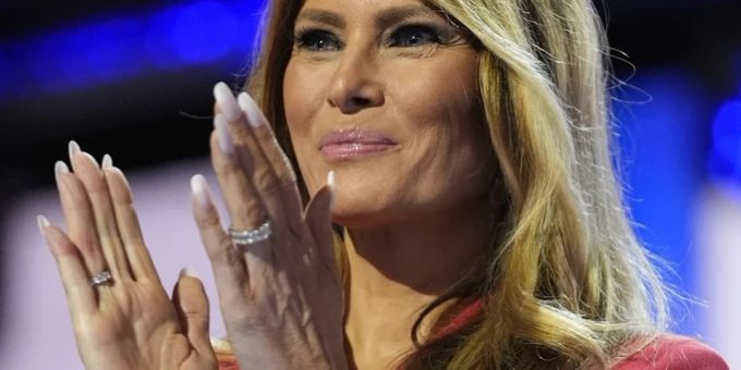 Melania Trump ist stolz auf ihre freizügigen Bilder. melania trump