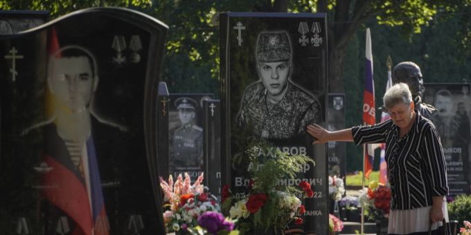 Analyse - Schon 70'000 russische Soldaten im Ukraine-Krieg gestorben