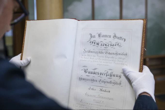 Die Bundesverfassung der Schweizerischen Eidgenossenschaft vom 12. September 1848, fotografiert am Freitag, 29. März 2019 im Bundesarchiv in Bern. Bundesverfassung Schweizerische Eidgenossenschaft Bundesarchiv