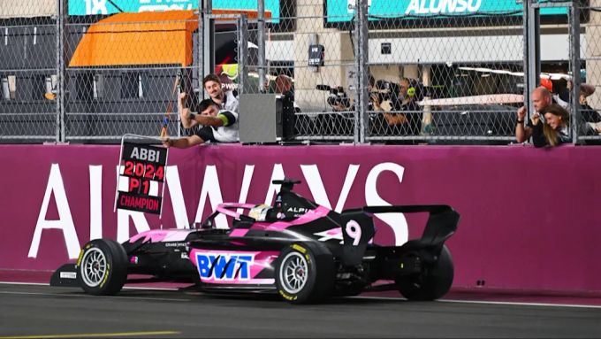 Abbi Pulling krönt sich im Rahmen des Katar-GP der Formel 1 zur F1-Academy-Meisterin – oder doch nicht? Formel 1 F1 Academy