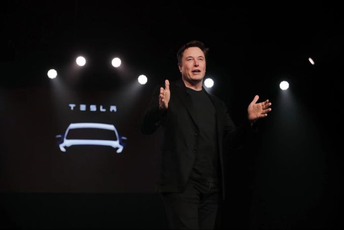 Die Tesla-Aktionäre hatten sich auf Anraten für den Milliardenbonus für Elon Musk ausgesprochen. (Archivbild) Tesla Musk Milliarden Bonus