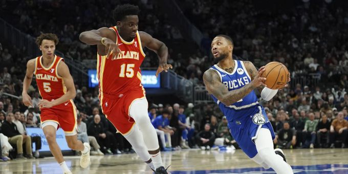 Clint Capela (l.) und die Atlanta Hawks sind in der NBA auf dem Vormarsch. NBA