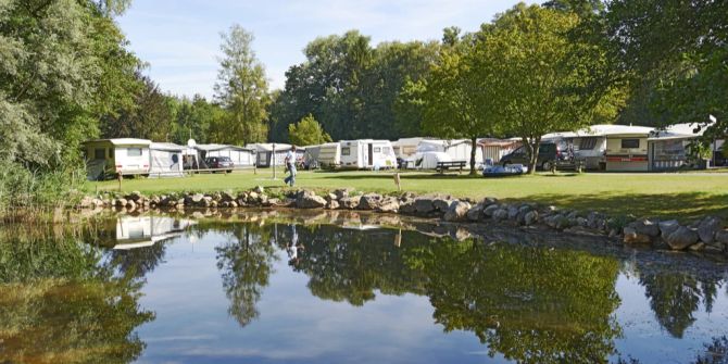 Gampelen am Neuenburgersee